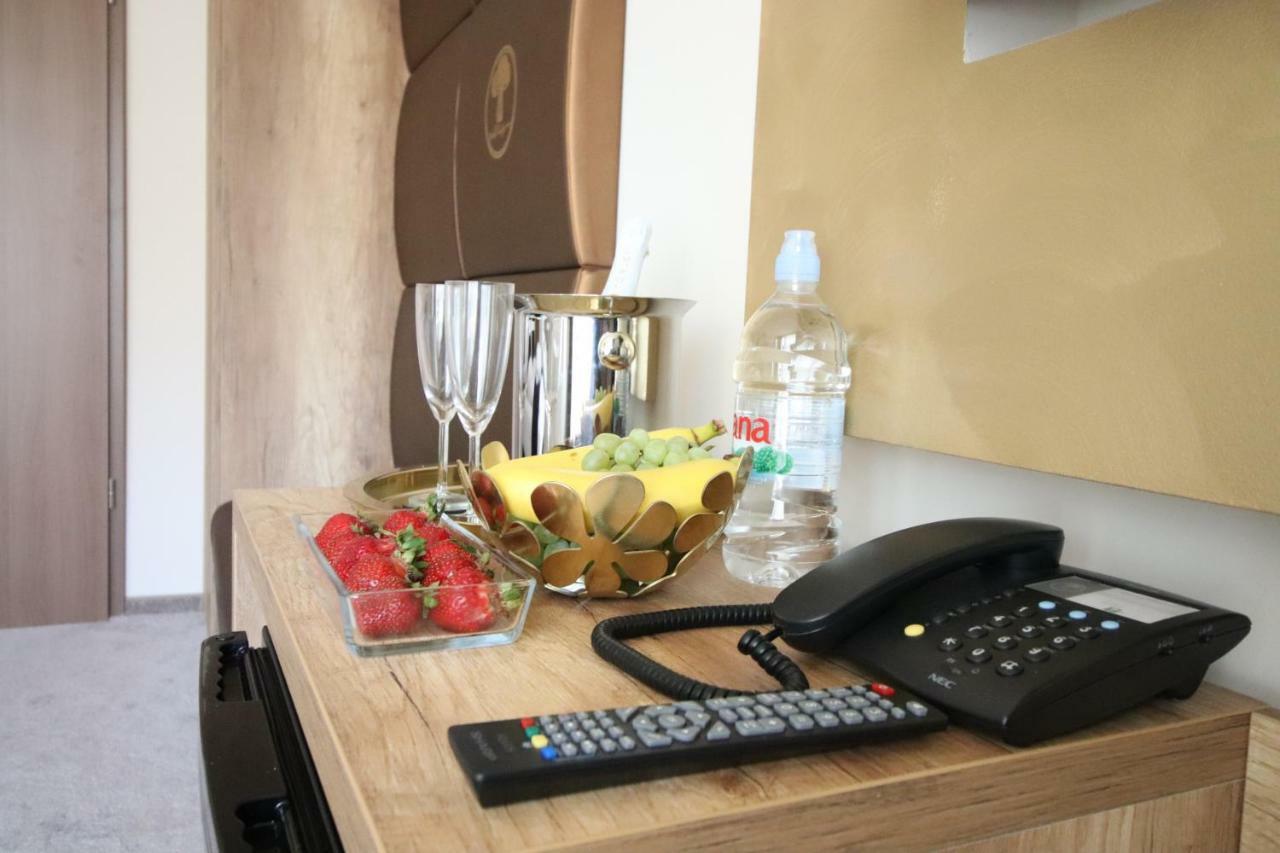 Baobab Suites Шиофок Экстерьер фото