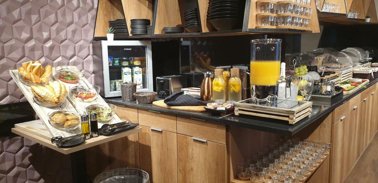 Baobab Suites Шиофок Экстерьер фото