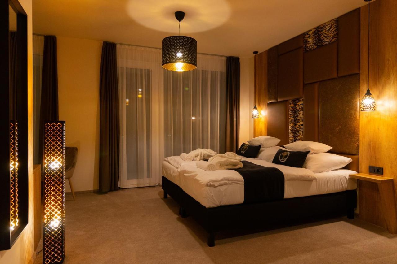 Baobab Suites Шиофок Экстерьер фото